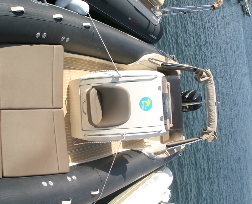 rigid inflatable boat for rent Stingher 27 GT