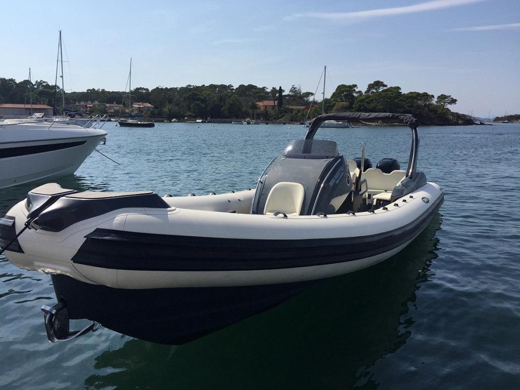 Stingher 32 GT to rent at Hyères